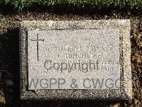 Bralo British Cemetery - Hinchliff, Irvin
